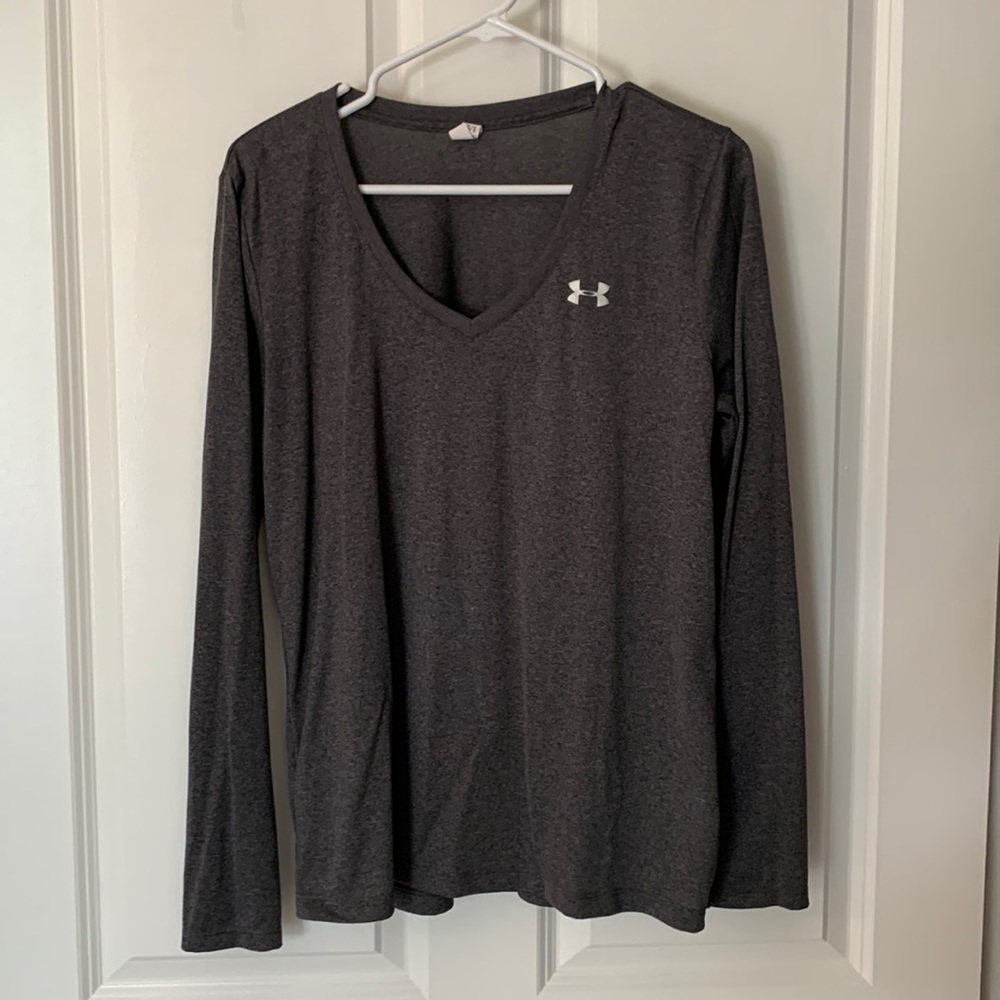 Under Armour long sleeve size L
